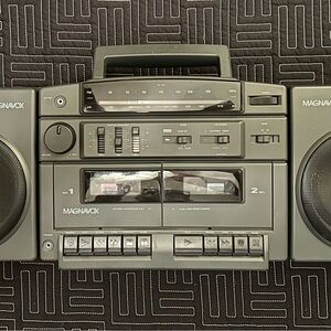 Magnavox AW7520/17 AM FM Dual Cassette Boombox FULLY OPERATIONAL